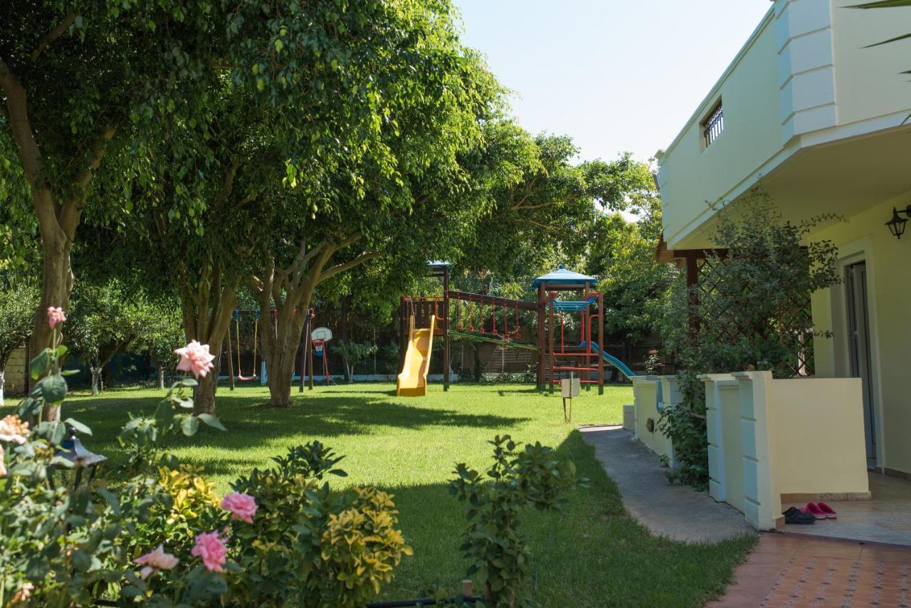 Sofia Studios & Apts Ayía Marína Exterior foto