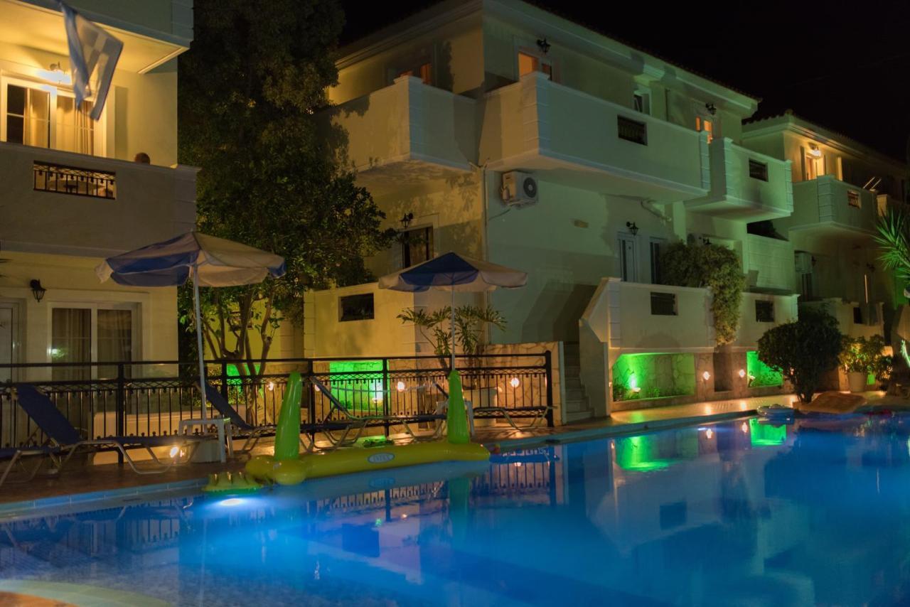 Sofia Studios & Apts Ayía Marína Exterior foto